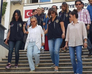 В Турции судят 21 журналиста