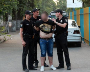 У Маріуполі побилися учасники акції "проти корупції"