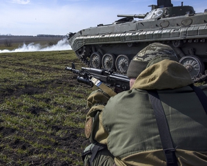Росія перекинула на Донбас нову партію військової техніки: 27 танків, 15 бойових машин