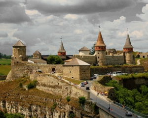 У Кам&#039;янці-Подільському відтворять 16 замків