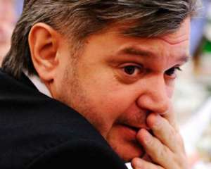 Министр-беглец рассказал, чем закончится дело Онищенко