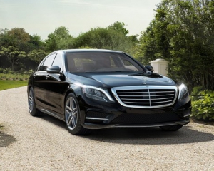 Нафтогаз покупает бронированный Mercedes за 5 млн