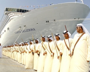 На круїзних лайнерах ОАЕ пасажирів обслуговуватимуть роботи