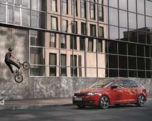 5 креативных реклам чешских автомобилей Skoda