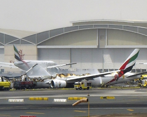 З&#039;явилося відео аварійної посадки літака у Дубаї