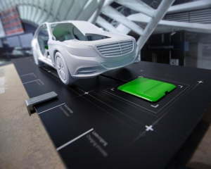 Mercedes випустить 4 моделі електромобілів