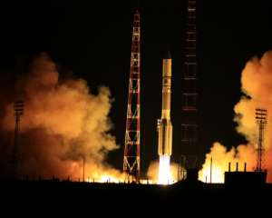 У Китаї запустили в космос перший супутник мобільного зв&#039;язку