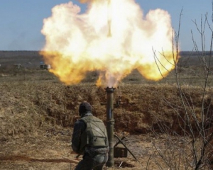 На маріупольському напрямку бойовики обстріляли 2 селища