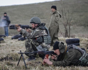 Бойовики почали масований обстріл з гранатометів у Широкиному