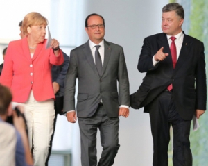 Меркель та Олланд сприятимуть деескалації ситуації після &quot;кримських провокації&quot; Росії