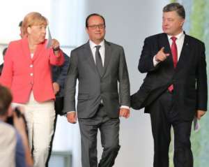 Меркель и Олланд будут способствовать деэскалации ситуации после &quot;крымских провокации&quot; России