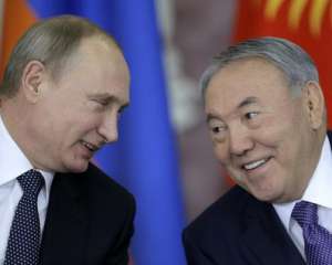 Российский политолог объяснил, почему Назарбаев обмоливлися об &quot;особом статусе&quot;