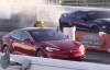 Tesla соревновалась в гонке с американским спорткарами