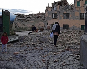 Кількість жертв землетрусу в Італії зросла до 73 осіб