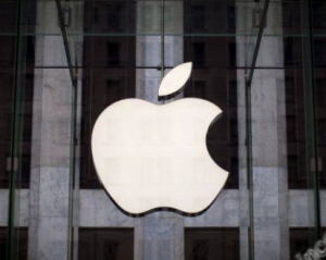 Apple обнаружила дефекты в операционной системе для iPhone
