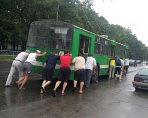 За долги могут остановить городской транспорт