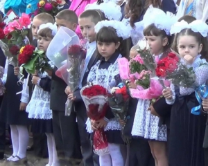 Успехи школьников запретили разглашать