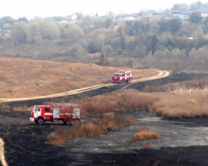 В нескольких областях Украины горят торфяники
