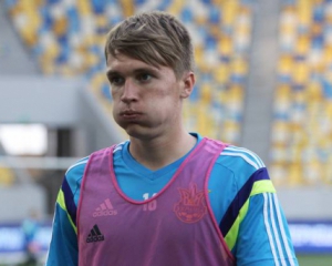 "Шевченко запретил пользоваться телефонами в столовой" - Сидорчук