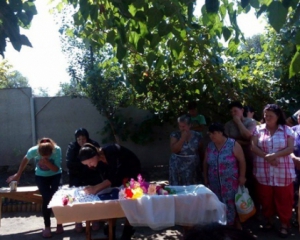 На похороны 9-летней Ангелины приехали Саакашвили и председатель Нацполиции области