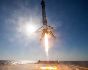 З'явилося вражаюче відео потужного вибуху ракети Falcon 9