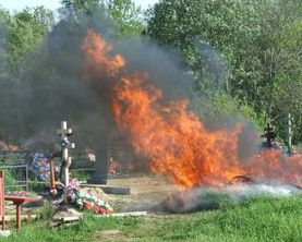 Горіло одне з найбільших кладовищ в Україні