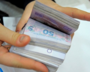 Чиновник погорел на взятке в 13 тыс. грн