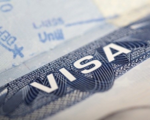 Кабмин отменил плату за визы в одну из стран Европы