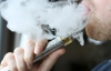 Вчені довели, що електронні сигарети допомагають кинути палити