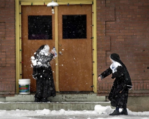 Зачем монахини изучали айкидо в прошлом веке