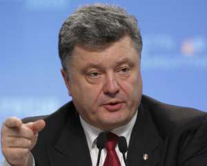 Порошенко призвал как можно скорее освободить украинских пленных