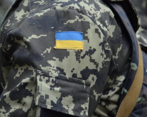 Вражеский снайпер попал в украинского защитника