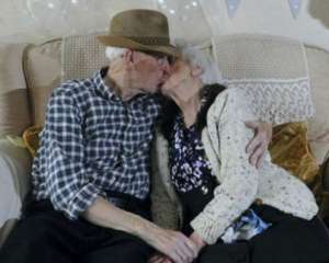 Пара, которая прожила в браке 70 лет, поделилась секретами счастья