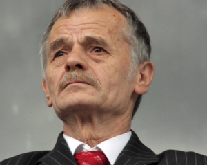 Российский суд 3 года будет наблюдать за сыном Джемилева