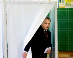 За підтримку мігрантів Віктор Орбан налякав угорців відставкою