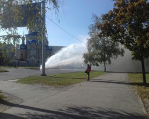 Прорвало трубу с горячей водой