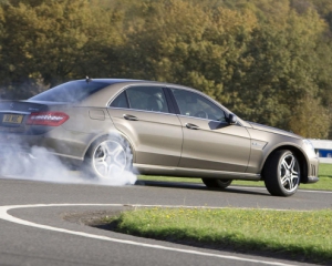 Новый Mercedes-Benz E-Class получит дрифт-режим