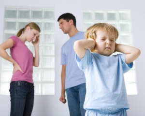 Сильные детские стрессы ускоряют приход старости - ученые