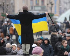 В Волновахе митингуют против отвода сил АТО