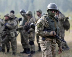 Російські диверсанти рахують втрати після ближнього бою
