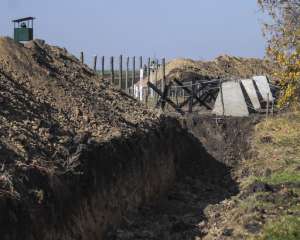 Кордон – це перша лінія оборони, тому він буде побудований - Яценюк