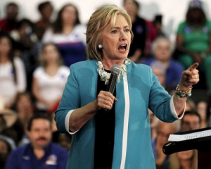 Клінтон випереджає Трампа на 8 пунктів - опитування