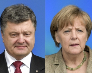 Порошенко договорился с Меркель о трехсторонних переговорах