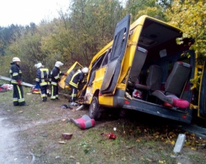 Арештували водія вантажівки, який розчавив маршрутку з пасажирами