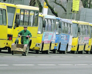 Маршруткам заборонять їздити Хрещатиком