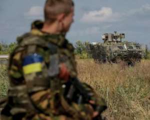 У зоні АТО поранені 7 українських військових