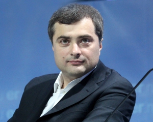 Сурков планує використати українських політиків