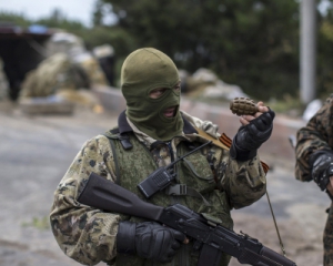 Бойовики знову обстріляли ділянку поблизу контрольного пункту "Мар'їнка"