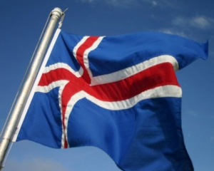 Правительство Исландии официально ушел в отставку
