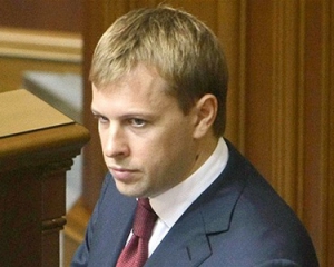 Рушниці, карабіни й офшорні компанії - декларація лідера "Відродження"